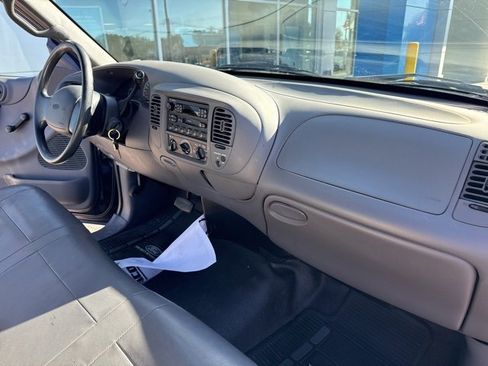 Used 2001 Ford F150 2WD Regular Cab image 19