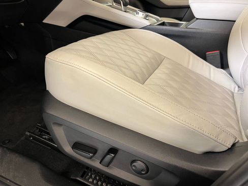 Used 2023 Mitsubishi Outlander SEL 40th Anniversary image 13