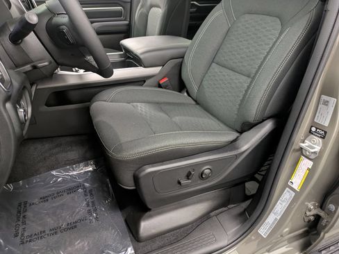 Used 2026 RAM 1500 Big Horn AWD/4WD image 11