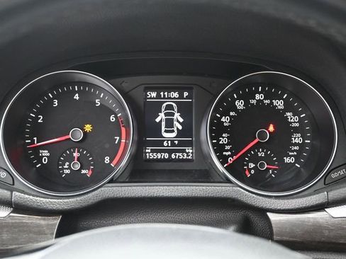 Used 2016 Volkswagen Passat 1.8T SE image 18