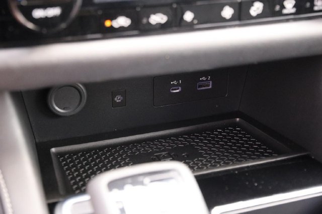 Certified 2025 Nissan Pathfinder SL AWD/4WD image 22