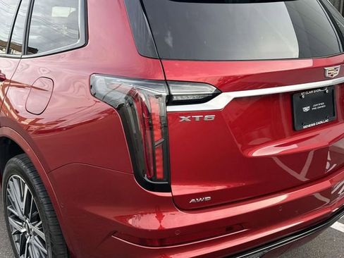 Certified 2025 Cadillac XT6 Sport w/ Platinum Package image 9