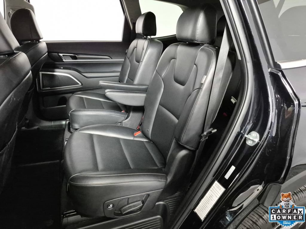 Used 2025 Kia Telluride S AWD/4WD image 26