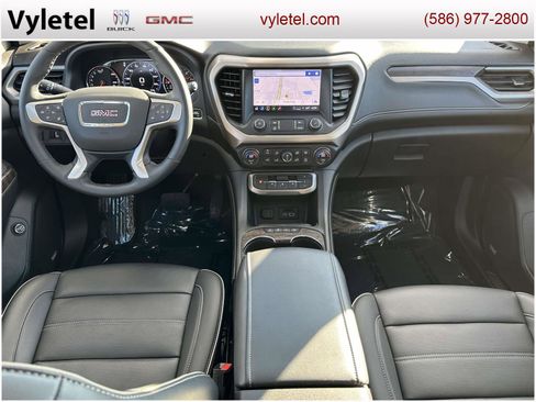 Certified 2023 GMC Acadia Denali w/ Denali Ultimate Package image 13