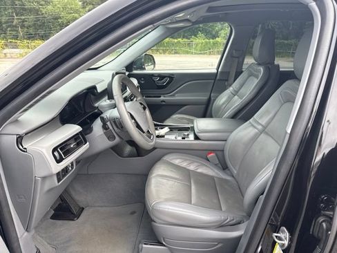 Used 2021 Lincoln Aviator Reserve w/ Elements Package Plus RWD image 9