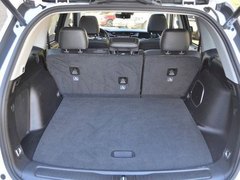 Used 2023 Jeep Grand Cherokee 4WD 4xe w/ Luxury Tech Group II image 40