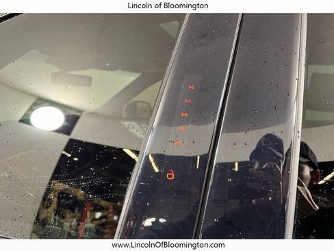 Certified 2023 Lincoln Aviator Black Label w/ Jet Package image 17