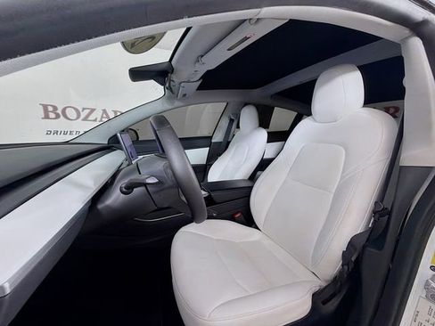 Used 2019 Tesla Model 3 Performance image 24