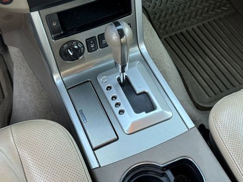 Used 2008 Nissan Pathfinder SE w/ Leather Pkg image 17