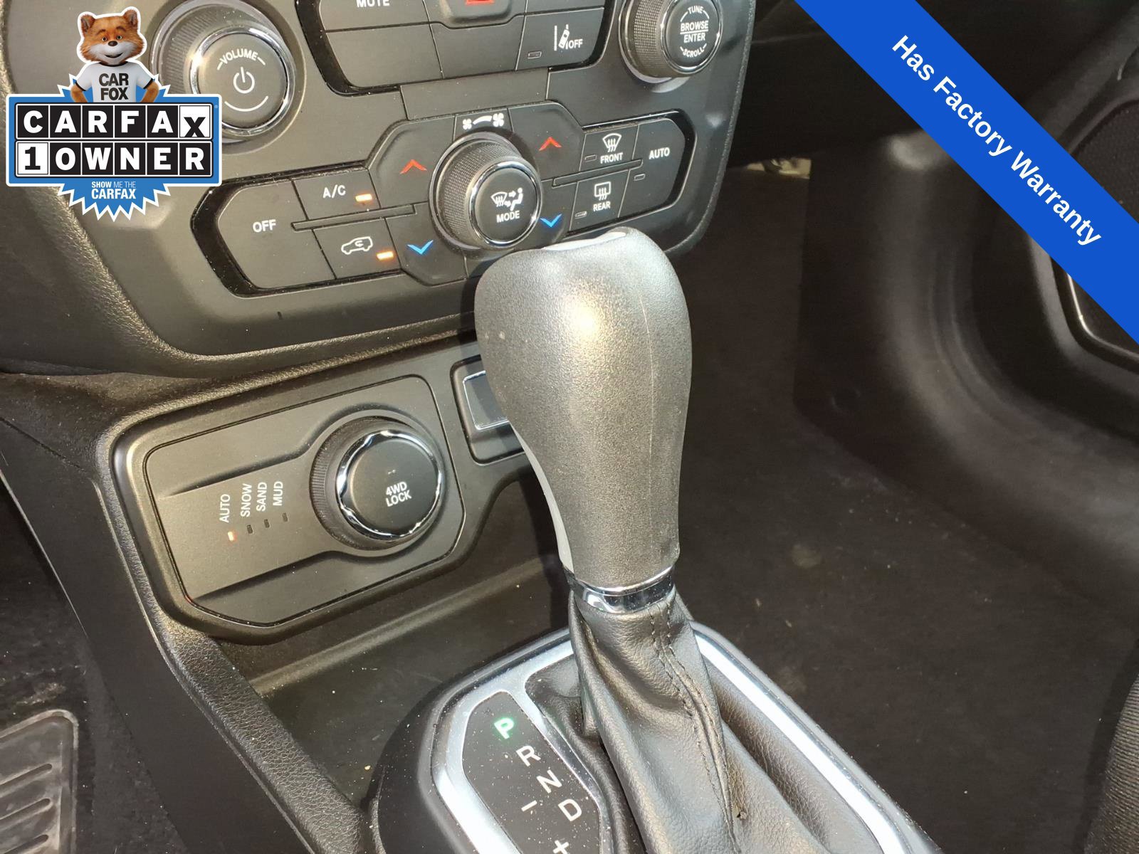 Used 2023 Jeep Renegade Latitude AWD/4WD image 22