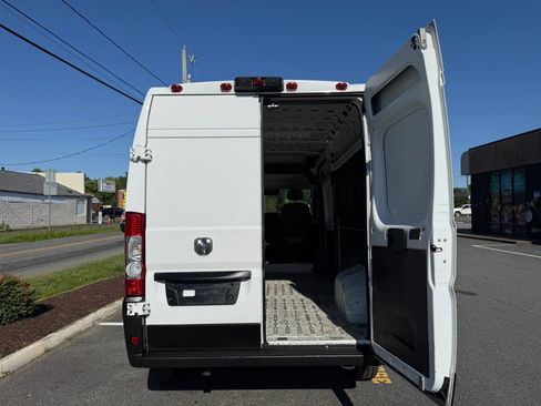 Used 2023 RAM ProMaster 2500 FWD image 26