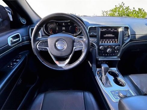 Used 2018 Jeep Grand Cherokee Limited w/ Luxury Group II image 5
