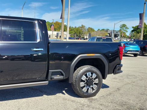 Used 2024 GMC Sierra 2500 Denali w/ Denali Reserve Package image 7