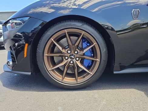 New 2025 Ford Mustang Dark Horse image 25