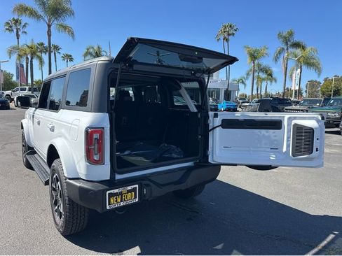 New 2025 Ford Bronco Outer Banks image 19