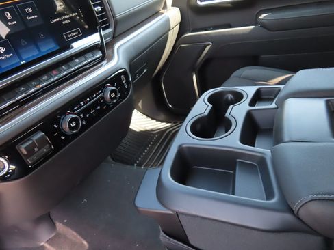 New 2026 Chevrolet Silverado 1500 LT w/ All Star Edition Plus AWD/4WD image 6