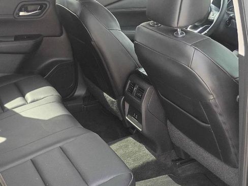 Used 2023 Nissan Rogue SV w/ SV Premium B Package FWD image 18