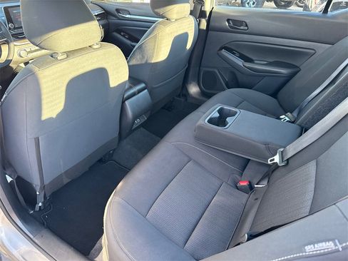 Used 2023 Nissan Altima 2.5 SV image 19