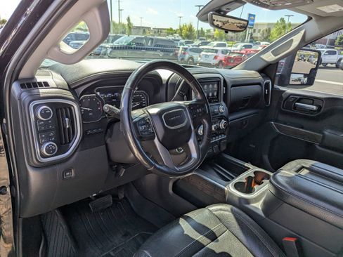 Used 2021 GMC Sierra 1500 Denali w/ Denali Ultimate Package AWD/4WD image 14
