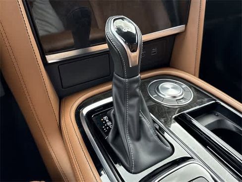 Certified 2024 INFINITI QX80 Sensory image 20