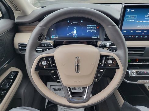 Certified 2023 Lincoln Corsair Reserve w/ Equipment Group 201A image 24