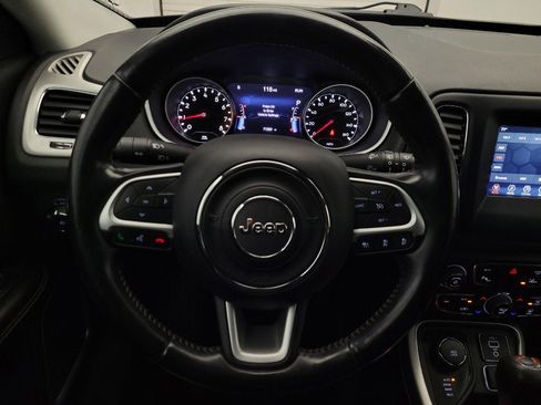 Used 2020 Jeep Compass Latitude AWD/4WD image 22
