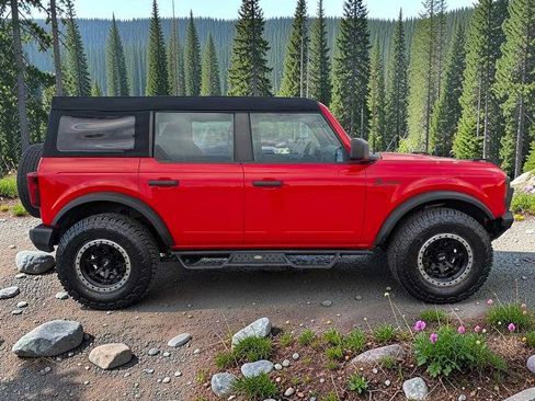 Certified 2023 Ford Bronco 4-Door AWD/4WD image 7
