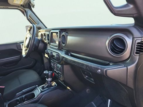 Used 2023 Jeep Wrangler Unlimited Sport image 21