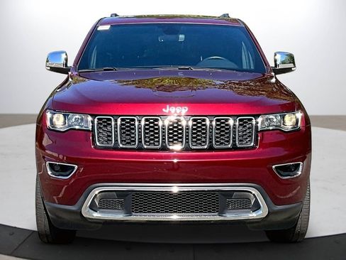 Used 2022 Jeep Grand Cherokee Limited w/ Trailer Tow Group IV image 3