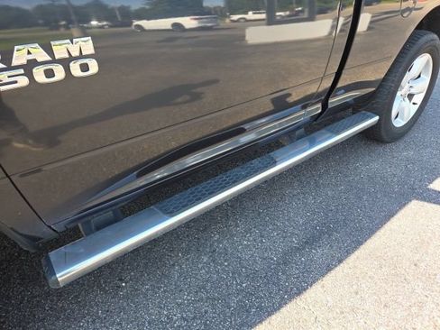 Used 2015 RAM 1500 Classic SLT w/ Luxury Group AWD/4WD image 29