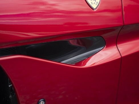 Certified 2023 Ferrari Portofino M image 27