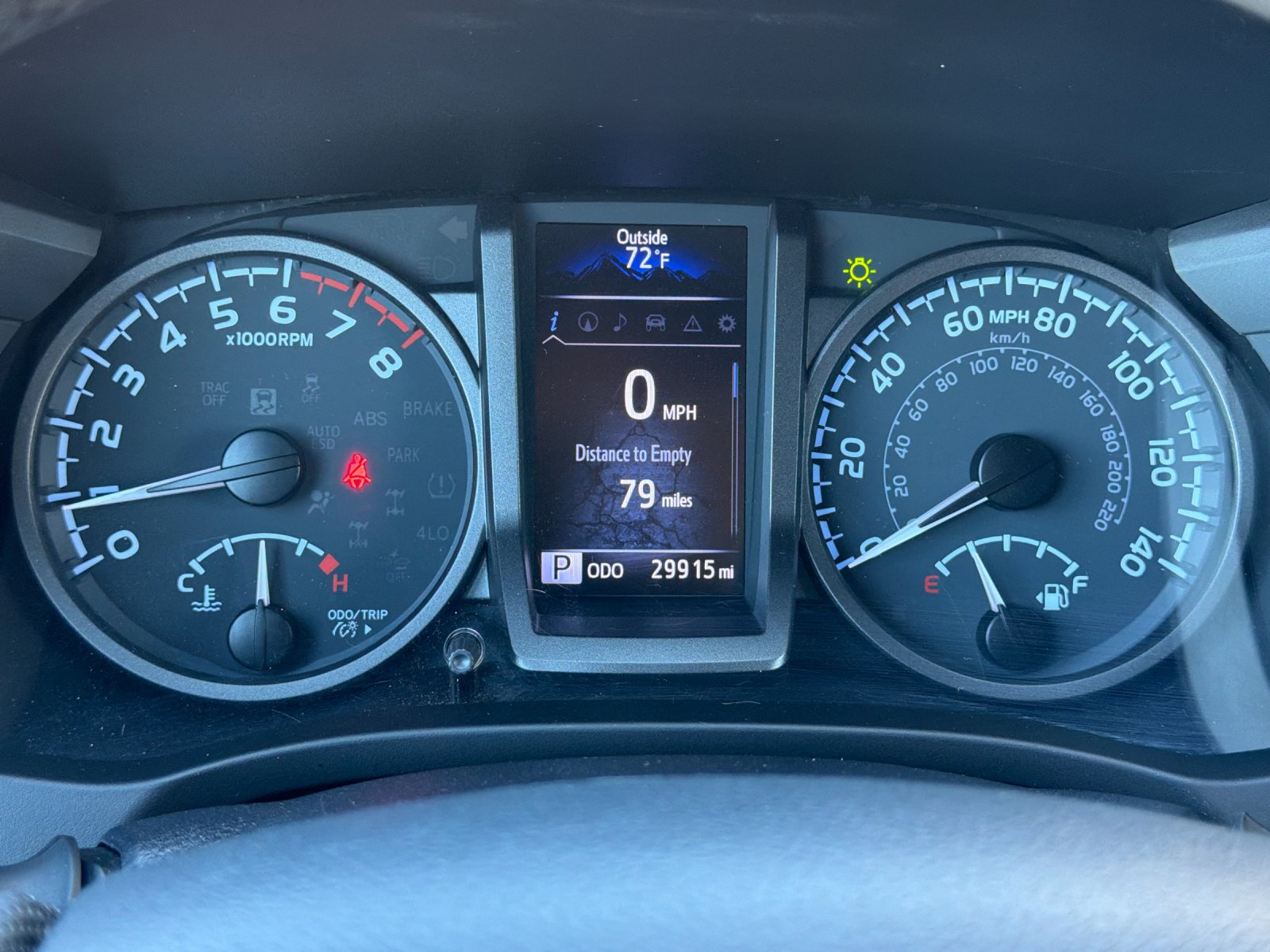 Used 2020 Toyota Tacoma 2WD Double Cab image 23