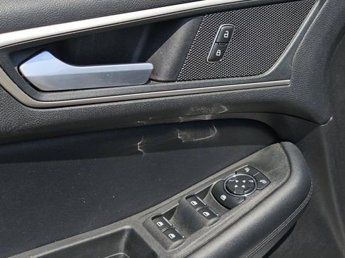 Used 2021 Ford Edge SEL FWD image 25