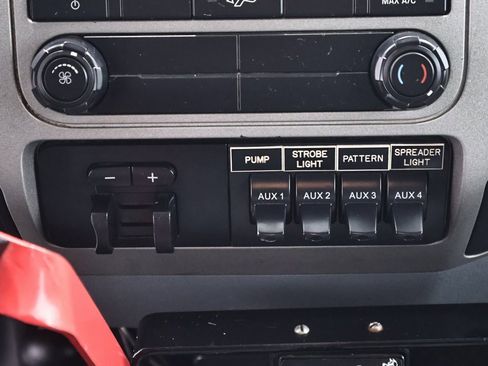 Used 2016 Ford F550 4x4 Regular Cab Super Duty image 24