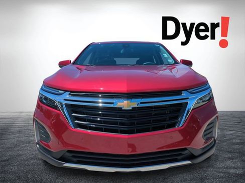 Used 2024 Chevrolet Equinox LT w/ LPO, Floor Liner Package FWD image 9