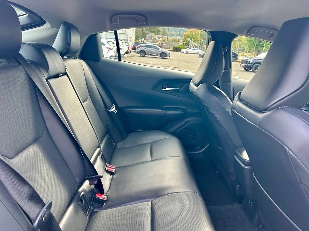 Certified 2023 Toyota Prius XLE FWD image 14
