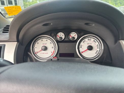 Used 2008 Ford Focus Sedan FWD image 18