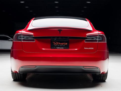 Used 2021 Tesla Model S Performance image 26