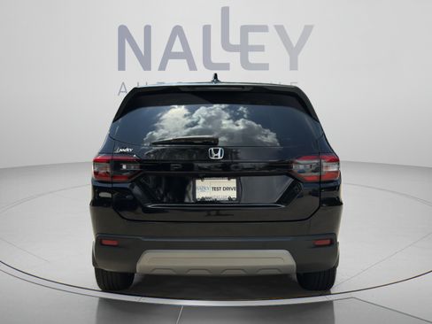 Certified 2025 Honda Pilot EX-L image 2