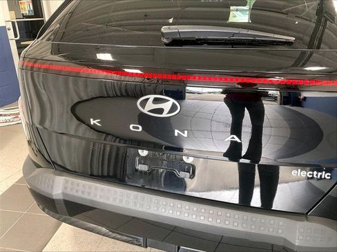 Certified 2024 Hyundai Kona SEL FWD image 28