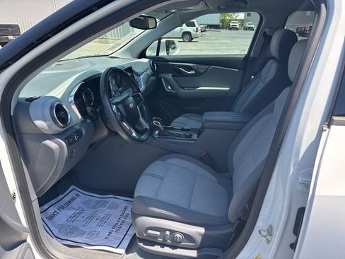 Used 2020 Chevrolet Blazer LT FWD image 12