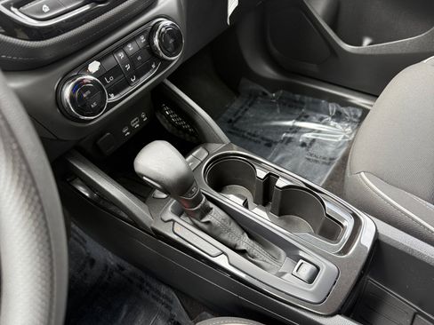 Used 2022 Chevrolet TrailBlazer LT w/ Convenience Package FWD image 13