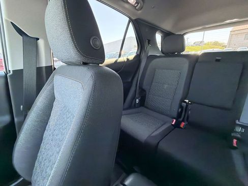 Used 2024 Chevrolet Equinox LT AWD/4WD image 12