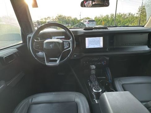 Used 2021 Ford Bronco Black Diamond AWD/4WD image 9