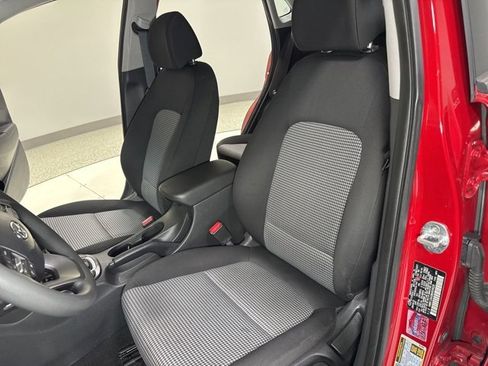 Used 2021 Hyundai Kona SE image 10