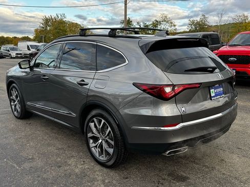 Used 2023 Acura MDX SH-AWD w/ Technology Package image 9