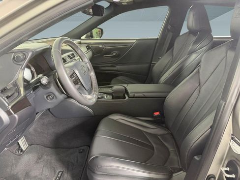 Used 2019 Lexus ES 350 F Sport w/ Accessory Package 2 image 5