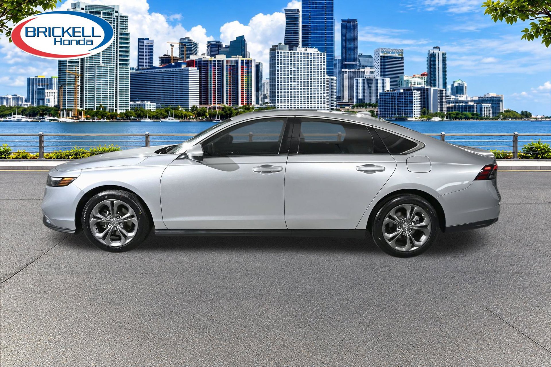 Certified 2023 Honda Accord EX image 3