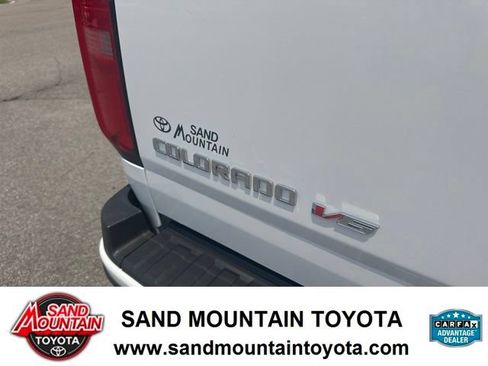 Used 2020 Chevrolet Colorado Z71 AWD/4WD image 11