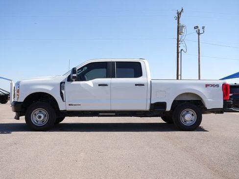 Used 2025 Ford F250 XL AWD/4WD image 6